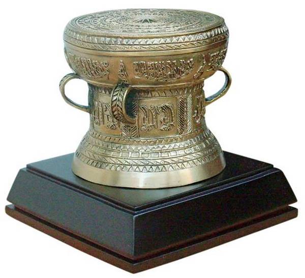 trống đồng